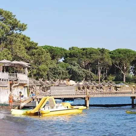 Face A La Grande Plage De Cala Rossa *