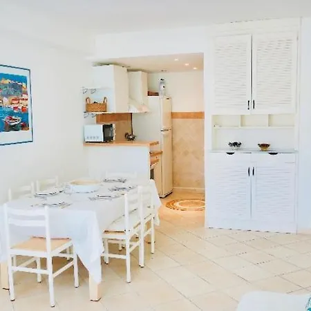 Face A La Grande Plage De Cala Rossa Appartement