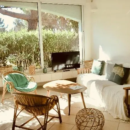 Appartement Face A La Grande Plage De Cala Rossa *
