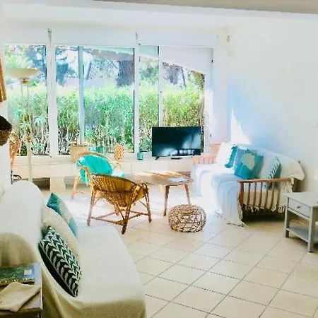 Appartement Face A La Grande Plage De Cala Rossa *